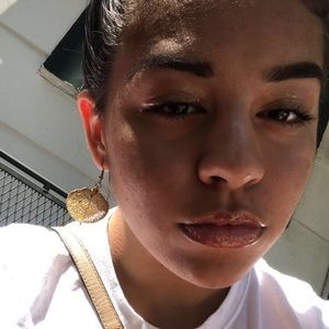 Meet your Posher, Sofia